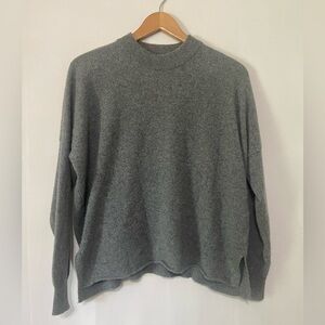 Demylee EUC grey crew neck slouchy boxy 100% cashmere sweater size M